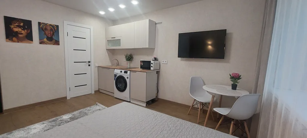 Новая, уютная студия