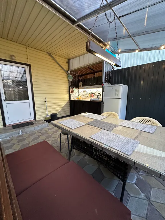 Уютный домик с балконом и террасой