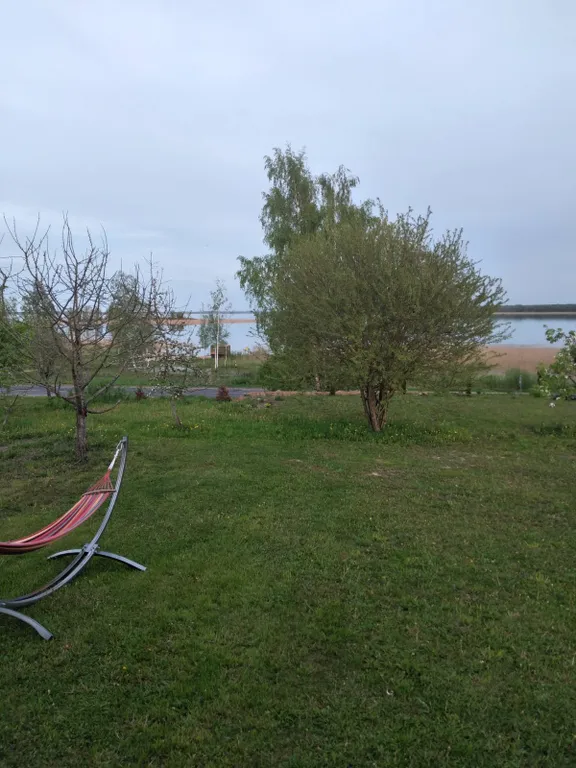 Дом с красивым видом на озеро Дривяты