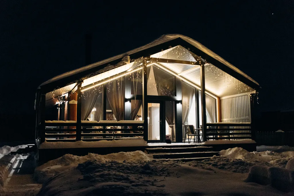 Коттедж Уютный дом с панорамными окнами для лучшего отдыха — Глазово