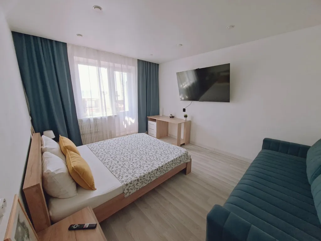 Бирюзовые апартаменты на Солдатова