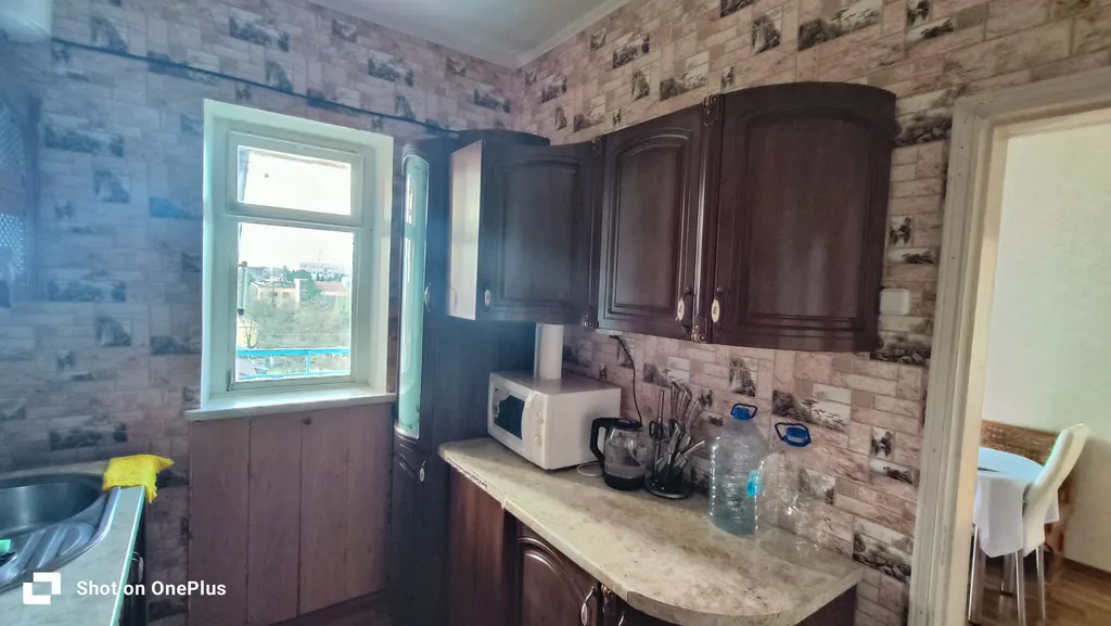 Уютная комната со всеми удобствами, неподалеку от моря