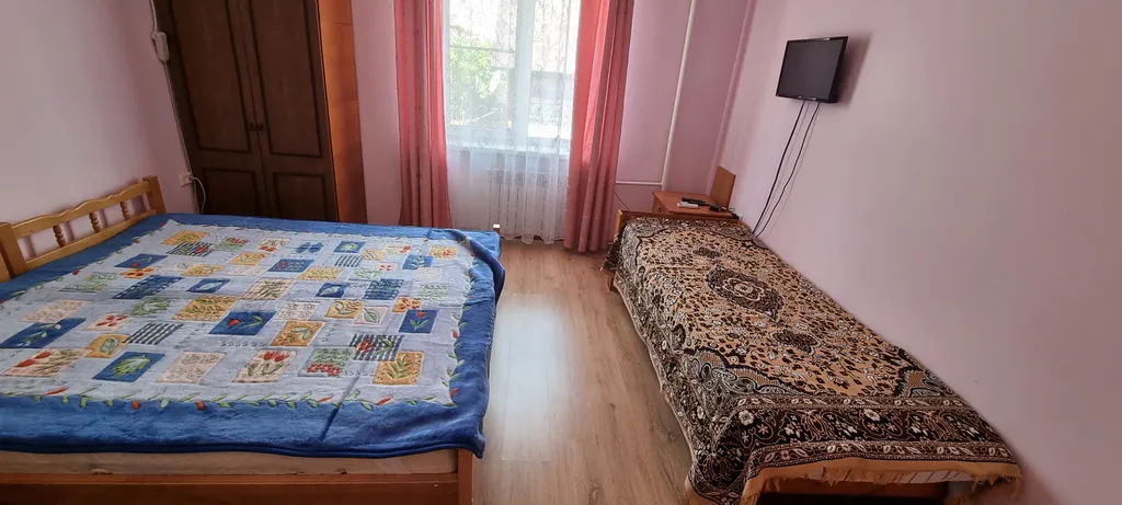 Квартира Комнаты для отдыха с детьми — аренда посуточно в Геленджик