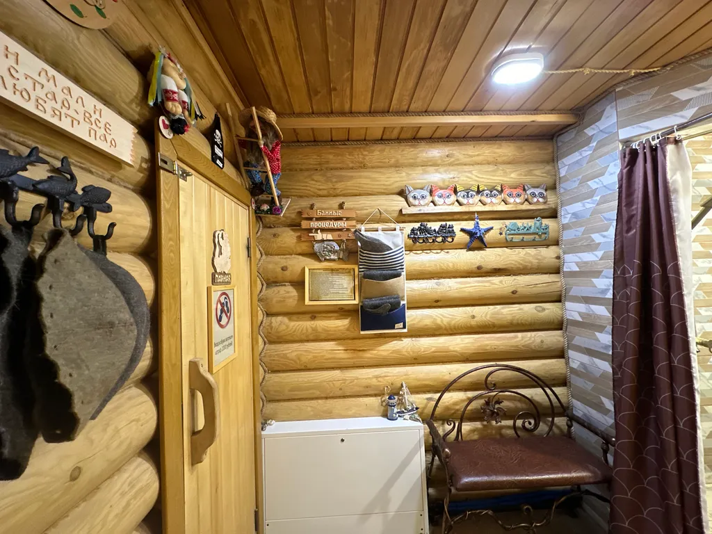 Деревянный дом изба