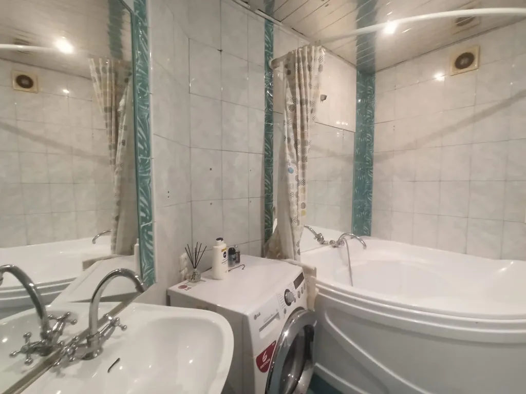 Студия, для командированных, в центре на набережной