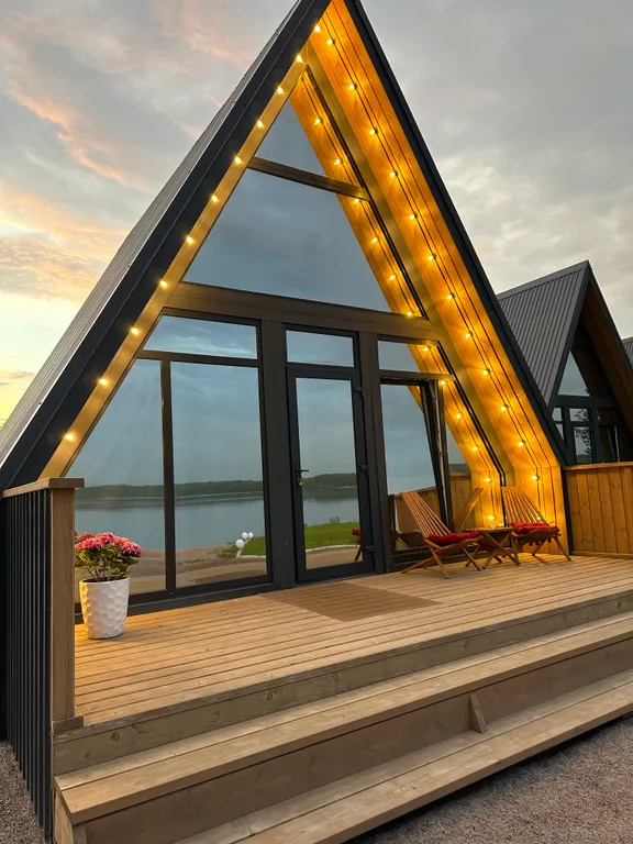 Коттедж Домик №1 На Берегу Озера — Гора-Валдай