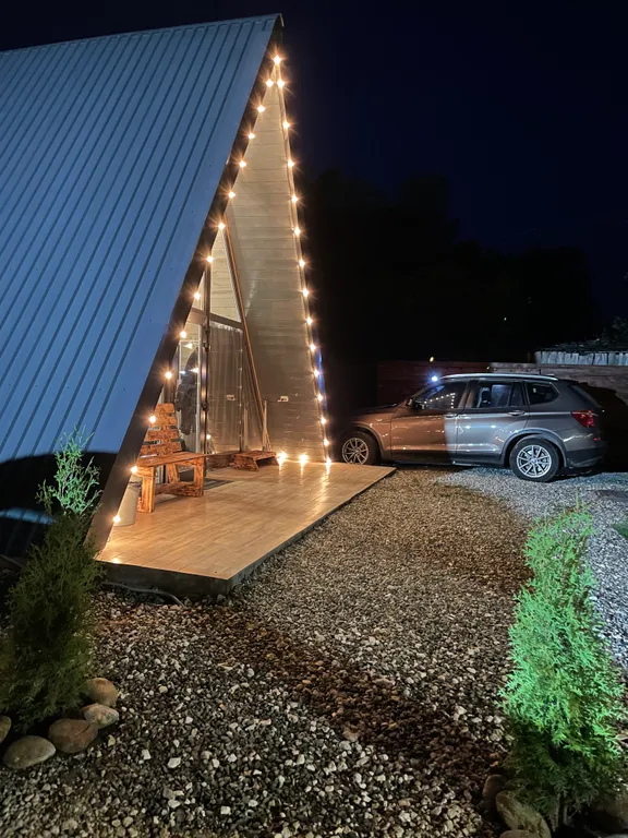 А-фрейм с бассейном