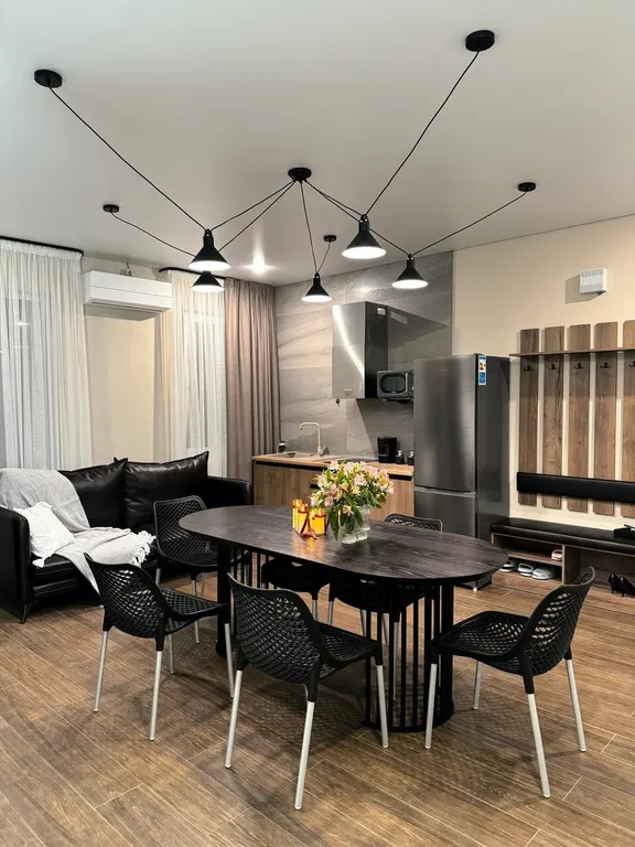 Дом с баней и бассейном