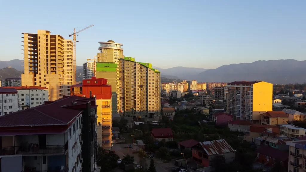 Квартира Квартира с изолированной спальней — Батуми