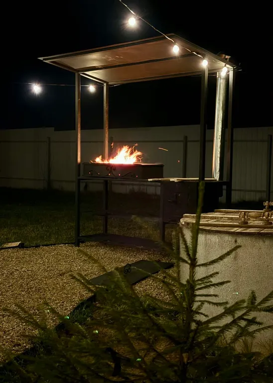 Дом с чаном у леса