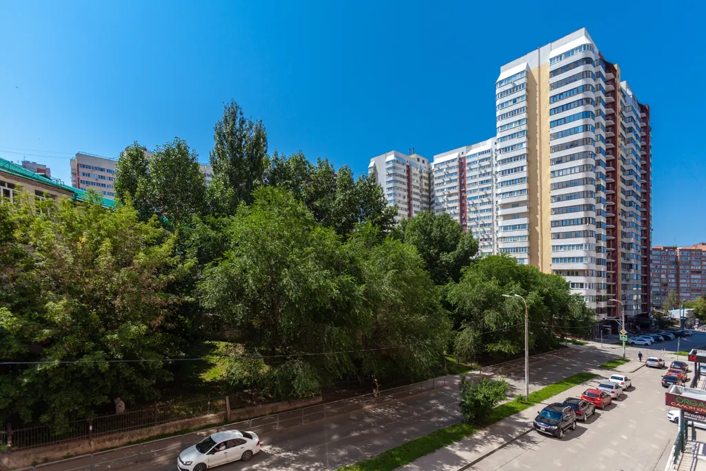 Уютная двухкомнатная квартира на Лукачева 10