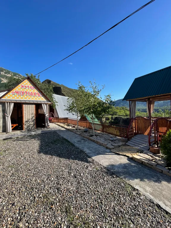 Уютные домики с видом на водохранилище