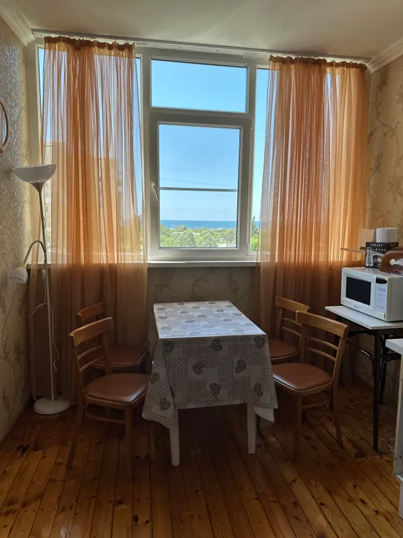 Квартира Квартира в 10-и минутах от моря с прекрасным видом с окна — Гагра