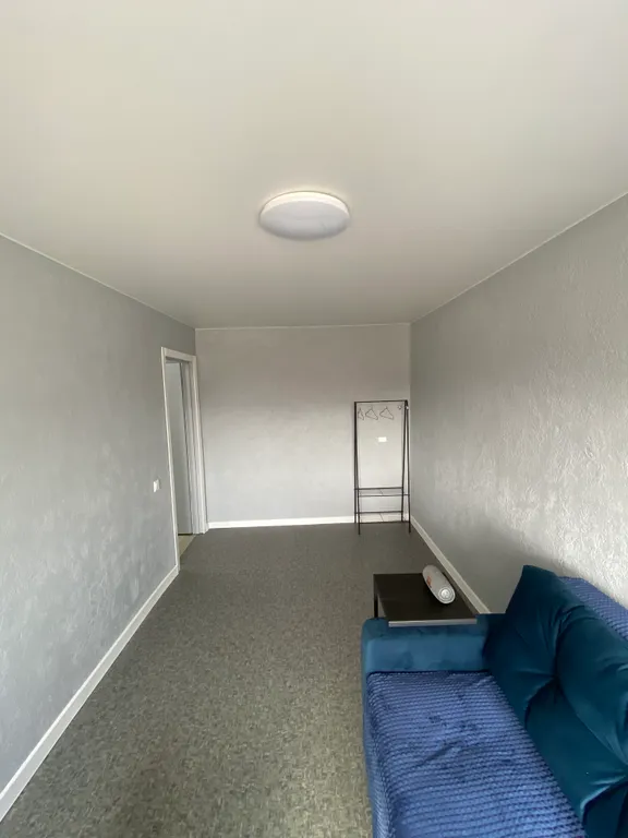 Двухкомнатная квартира в центре с видом на площадь победы