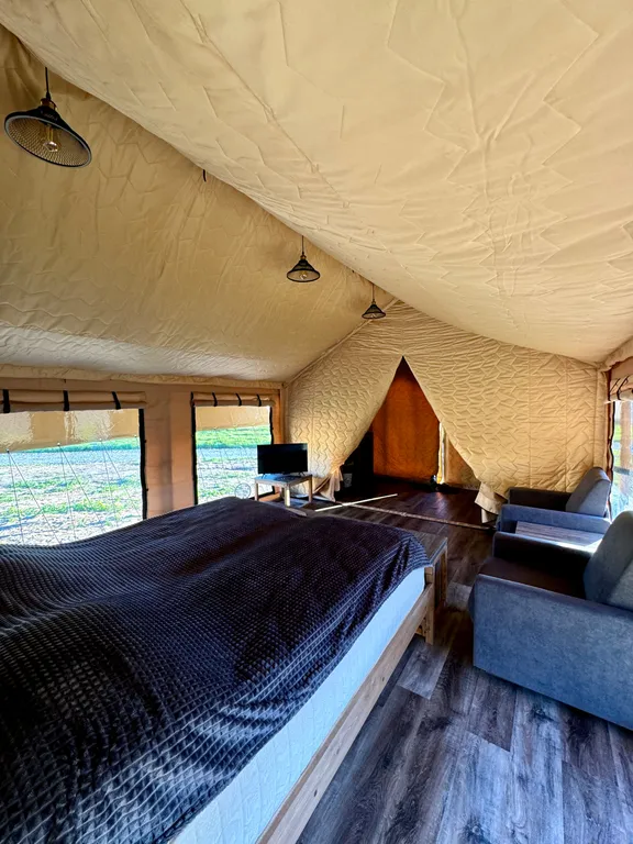 Домик-шатер