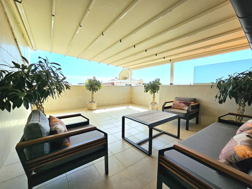 Роскошный пентхаус с дизайнерским ремонтом