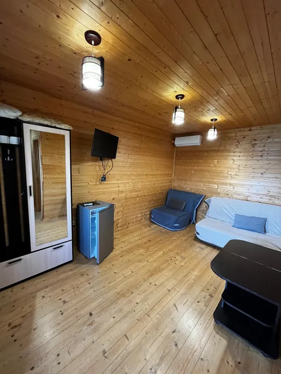 Домик 2-комнатный 5-местный