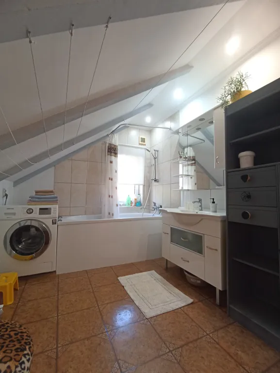 Квартира мансарда на вилле Адольфо - Густо