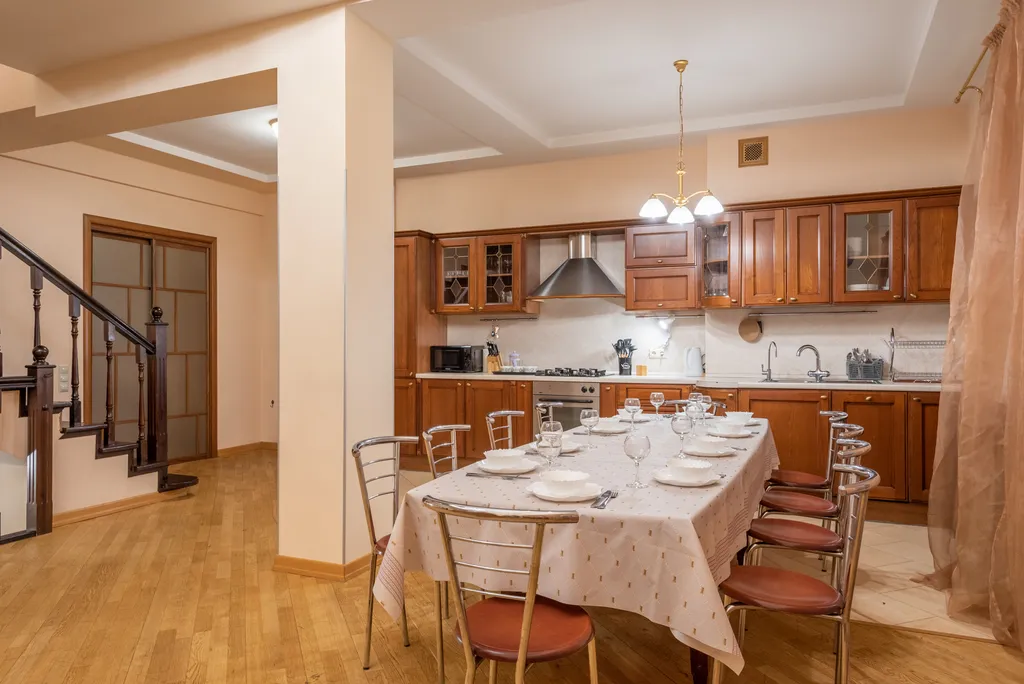 Коттедж Дом с бассейном и сауной — Горки-2