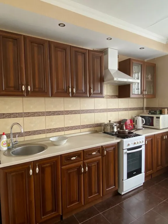 2 комнатная квартира в золотом квадрате