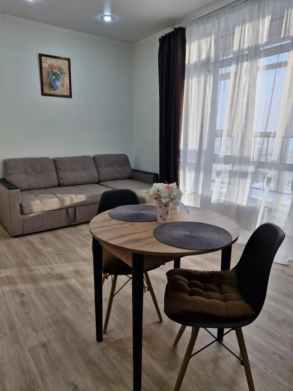 Уютная студия с панорамным видом рядом с СитиМоллом и горячими источниками