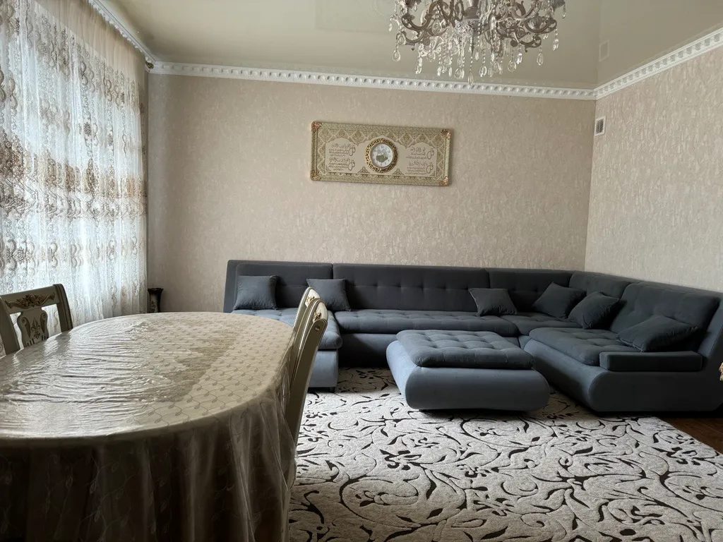 Уютный домик в сказочном месте