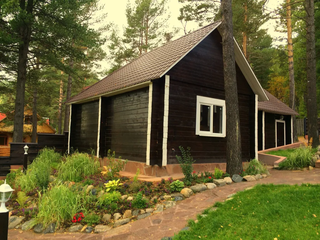 Коттедж с сауной и бассейном