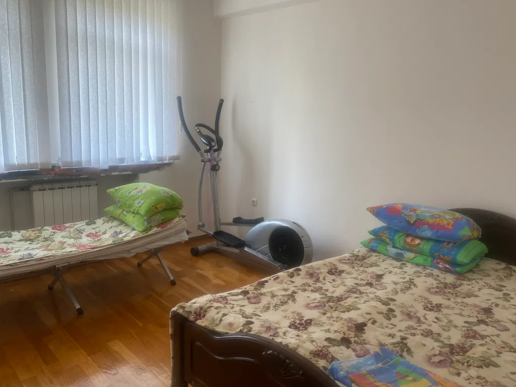 Отдельный большой дом в курортной зоне, с беседкой и мангалом.