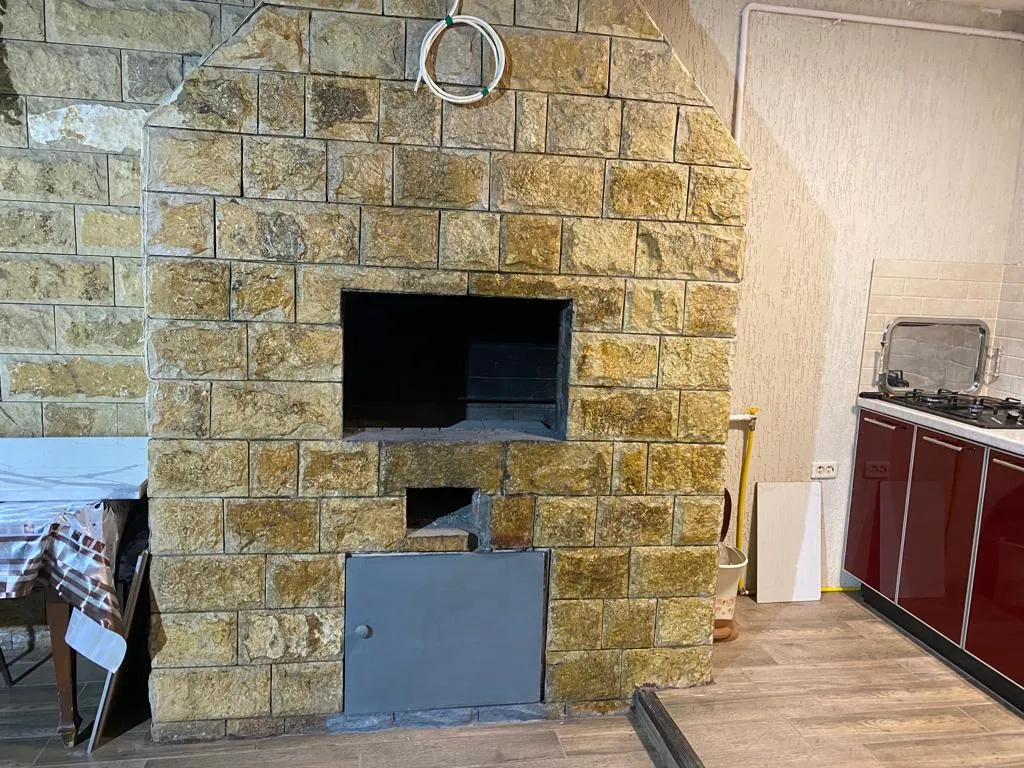 Большой 3х-этаж. дом на берегу моря