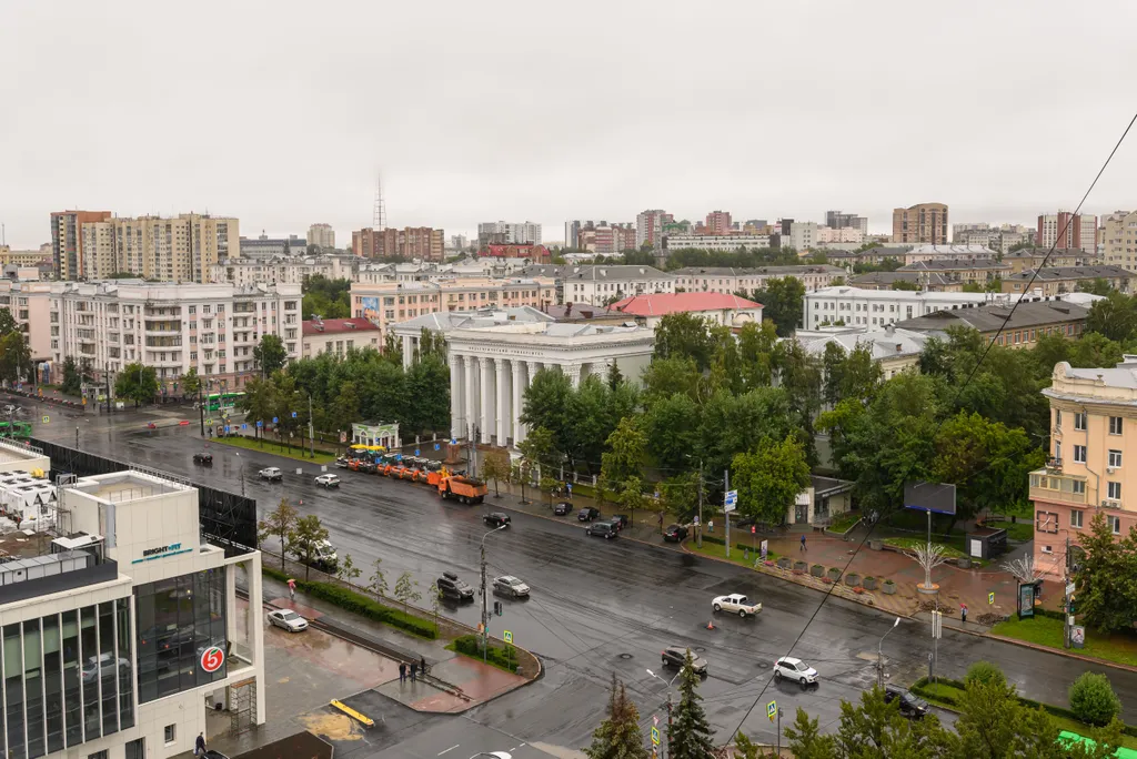 Квартира на Алом поле