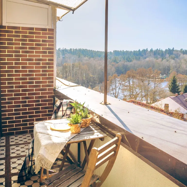 Квартира Квартира Двухкомнатный апартамент с видом на озеро Тихое — Светлогорск