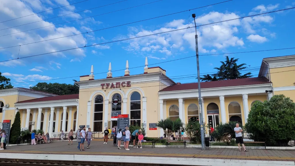 Студия с приятной синей подсветкой