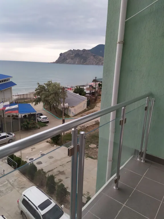 Уютная квартира у самого моря с видом на Кара-даг