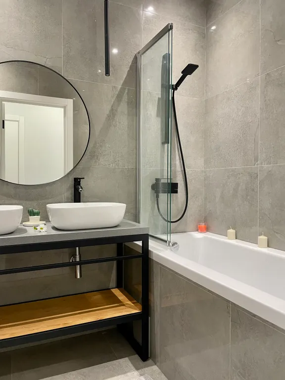 4-х комнатные апартаменты рядом с ТРК Планета