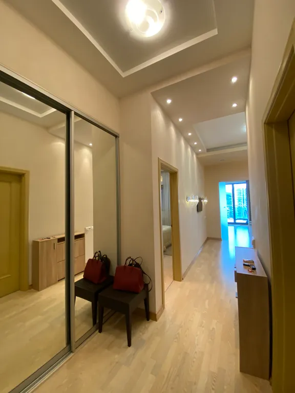 Королевский Парк 3х комнатная с видом на море