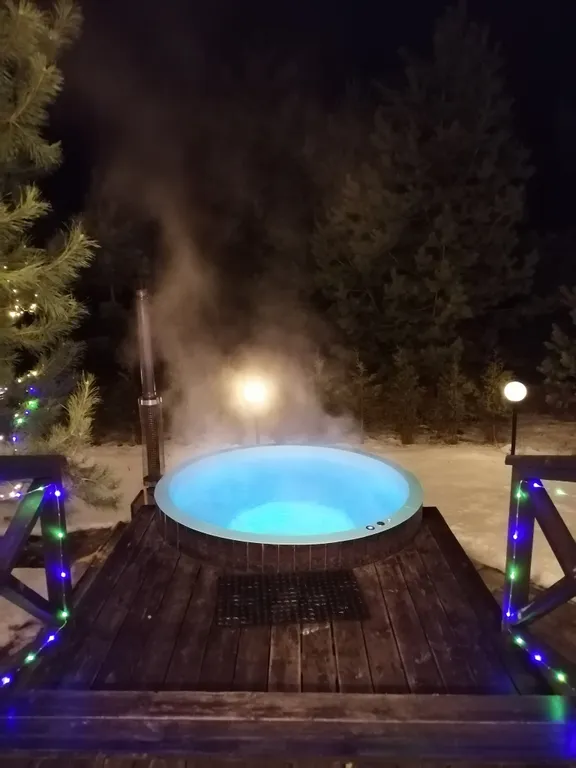 Романтический отдых в доме на границе с лесом