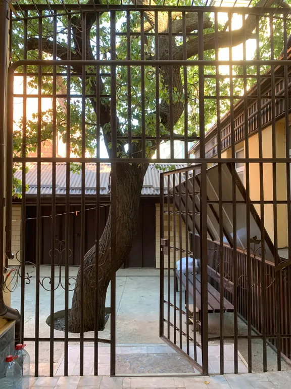 Коттедж Уютный дом с видом на море не далеко от центра — Махачкала