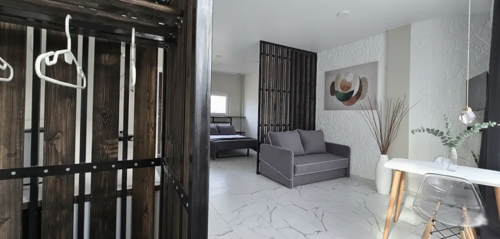 Студия КРЕПОСТЬ, с террасой, джакузи и видом на море и горы