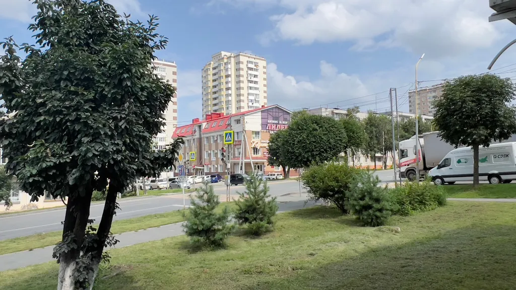 Студия в центре, два раздельных спальных места.