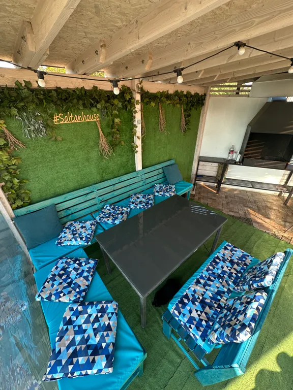 Домик Царская баня с подогреваемым  бассейном