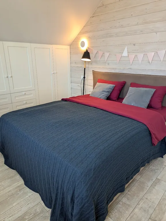 Дом рядом со склонами