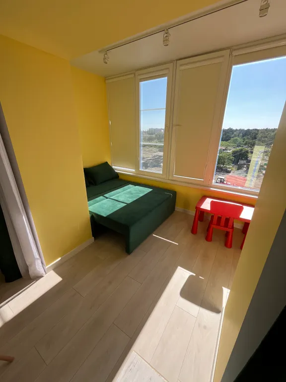 Новая стильная уютная квартира