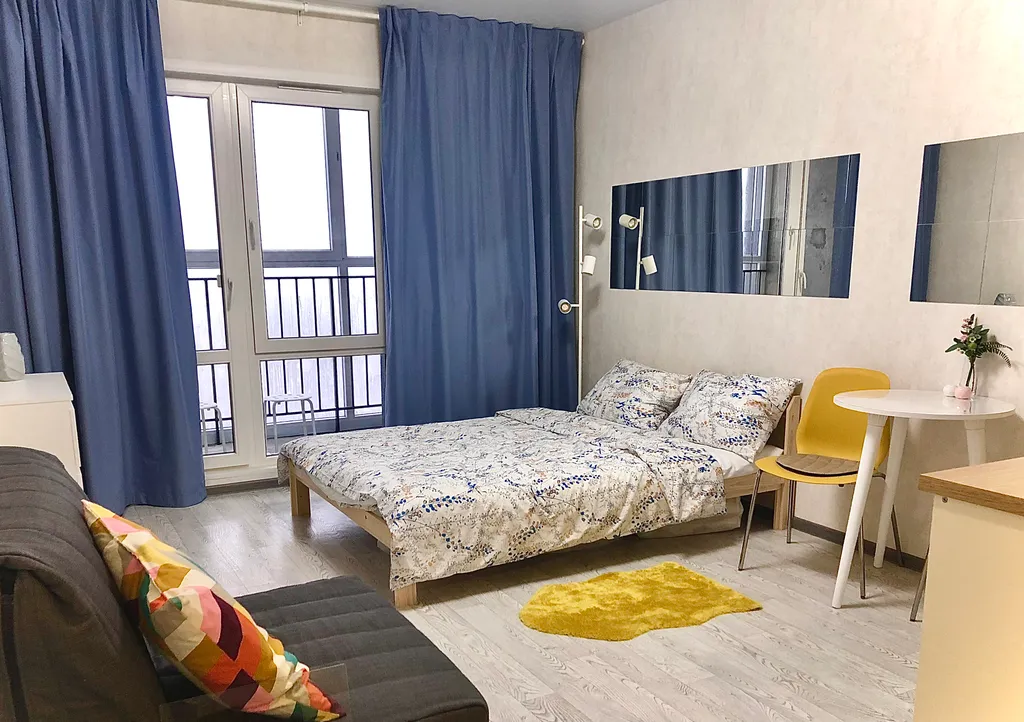 Студия с видом на лес и Волгу в современном ЖК