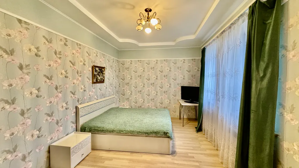 Коттедж с бассейном, баней