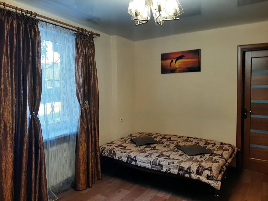 Коттедж Трёх комнатный дом до моря 5 минут пешком — Евпатория