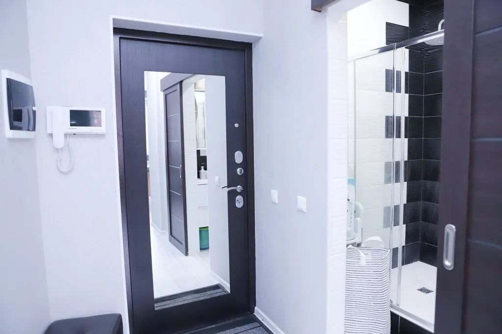 Квартира с необычной планировкой, камином и кондиционером