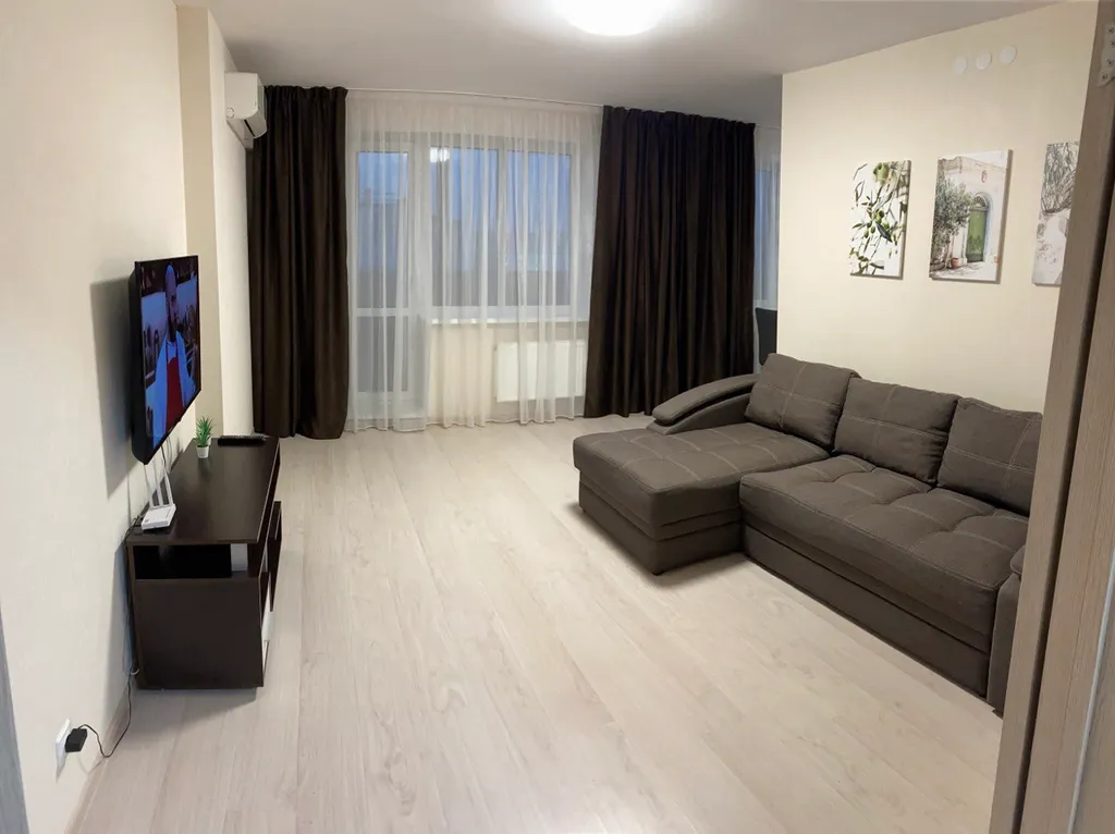 Уютная, большая трёхкомнатная квартира — аренда посуточно в Ижевск