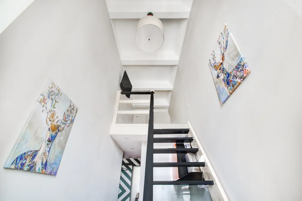 Квартира Квартира Двухуровневая студия в ЖК ApartVille — Москва