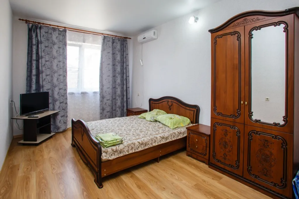 Квартира Квартира Улучшенный трёхместный номер — Сириус