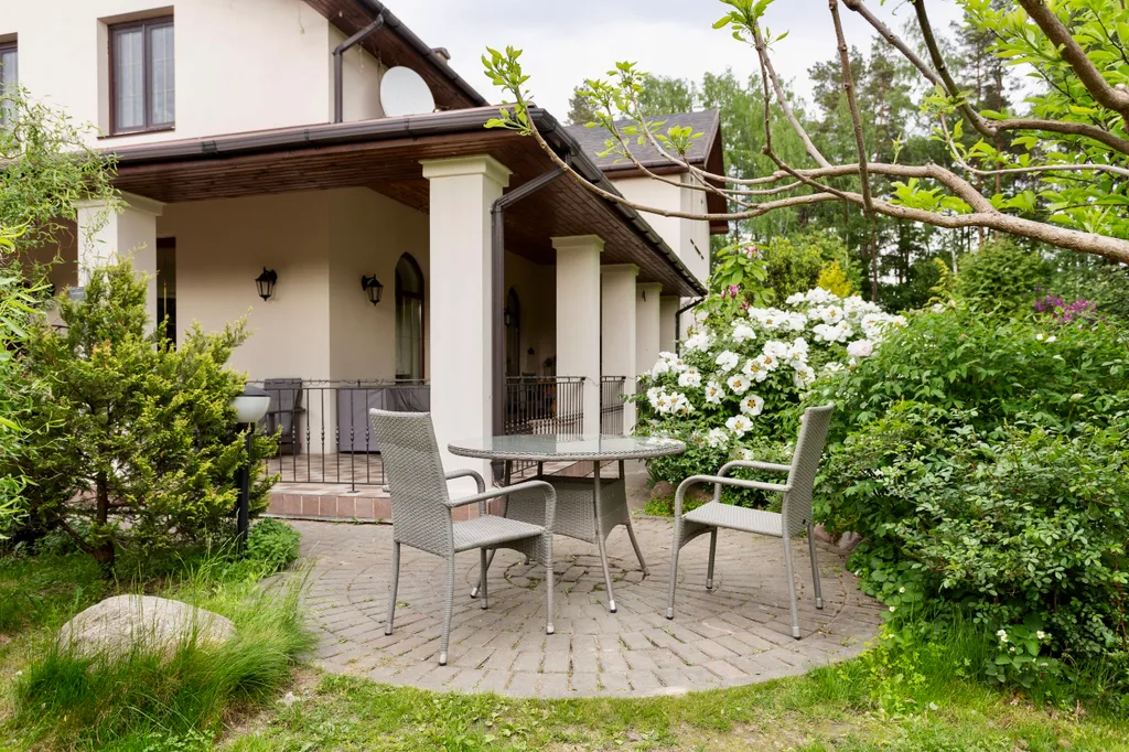 Вилла с бассейном